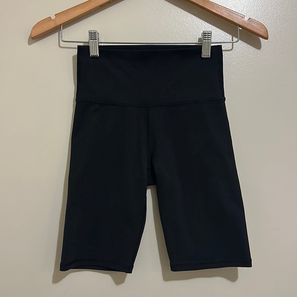 Aritzia BABATON Biker Shorts Black (XS) - Picture 1 of 3